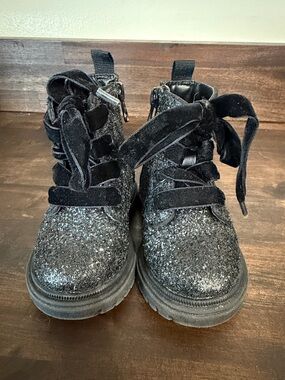 Cat & Jack Black Glitter Ankle Boots with Velvet Laces
